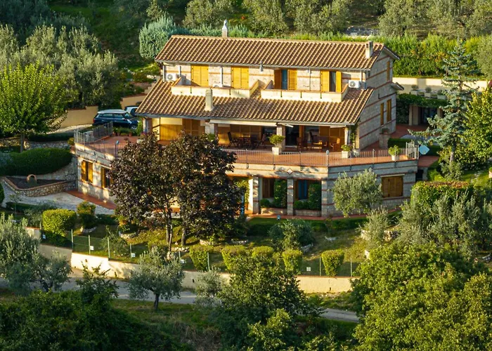 Tra Cielo E Ulivi, Pace E Bellezza In Umbria