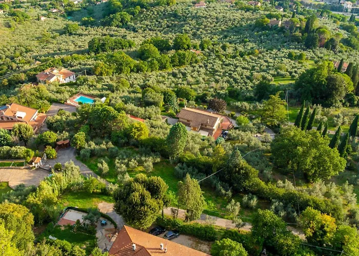 Tra Cielo E Ulivi, Pace E Bellezza In Umbria Сasa de vacaciones
